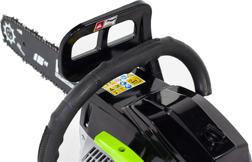 Piła spalinowa NAC CST45-40-02AC solidny uchwyt kompaktowa ergonomiczna konstrukcja antywibracyjna rączka wbudowane amortyzatory