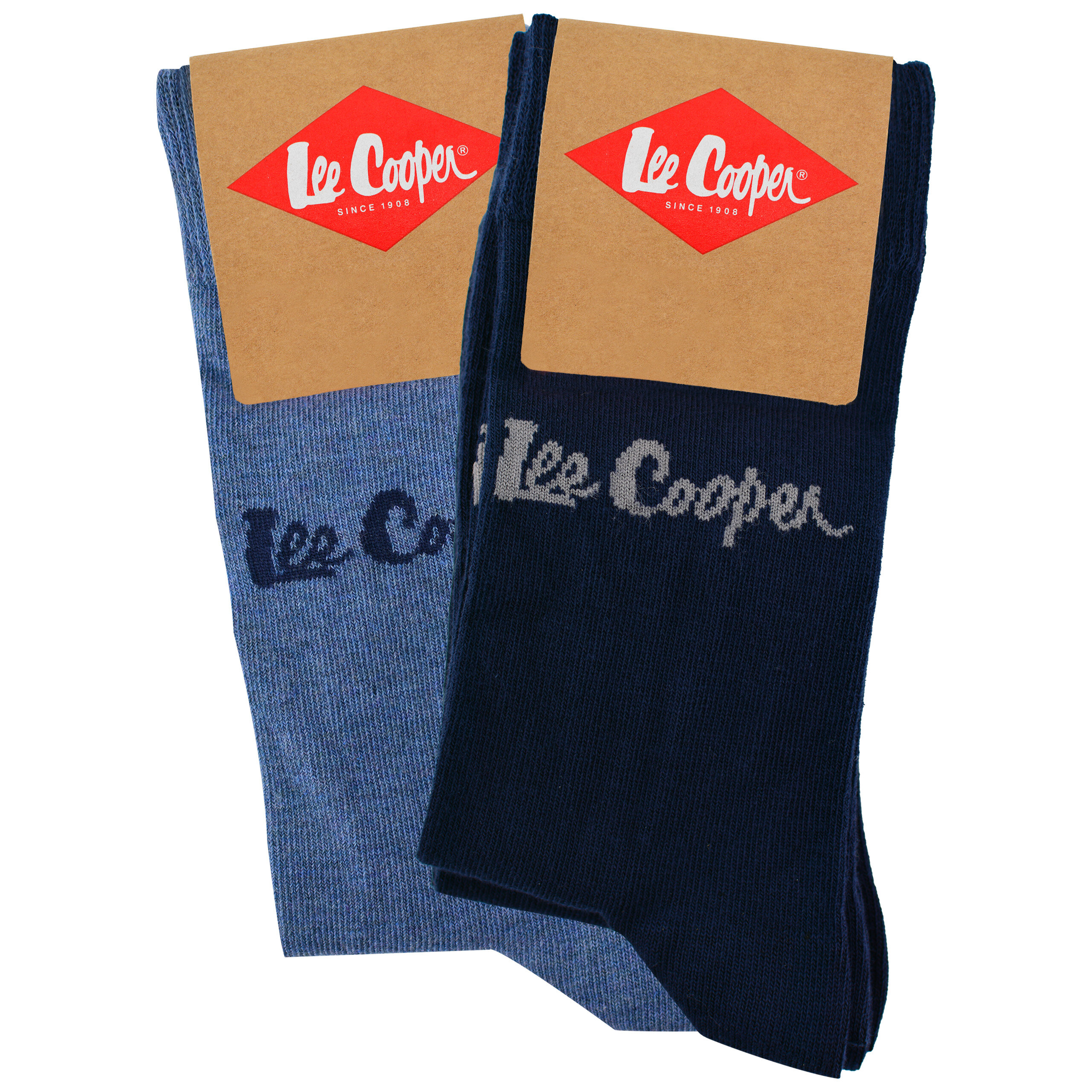 Dwie pary skarpet w kolorach niebieskim i granatowym z widocznym logo \'Lee Cooper\' na każdej z nich. Skarpety są zapakowane w kartonowe opaski z czerwonym logo \'Lee Cooper\'.