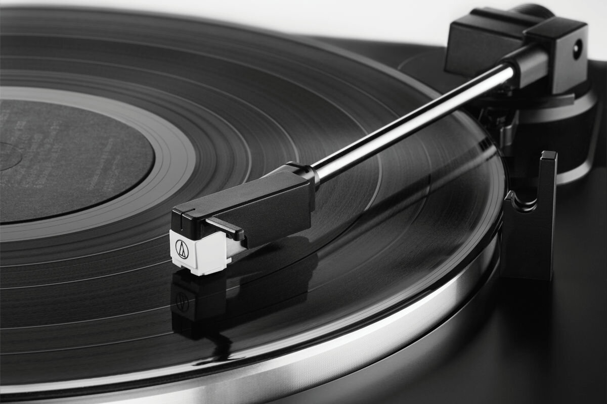 Gramofon AUDIO-TECHNICA AT-LP60XUSB Czarny doświadczenie wkładka igła główka