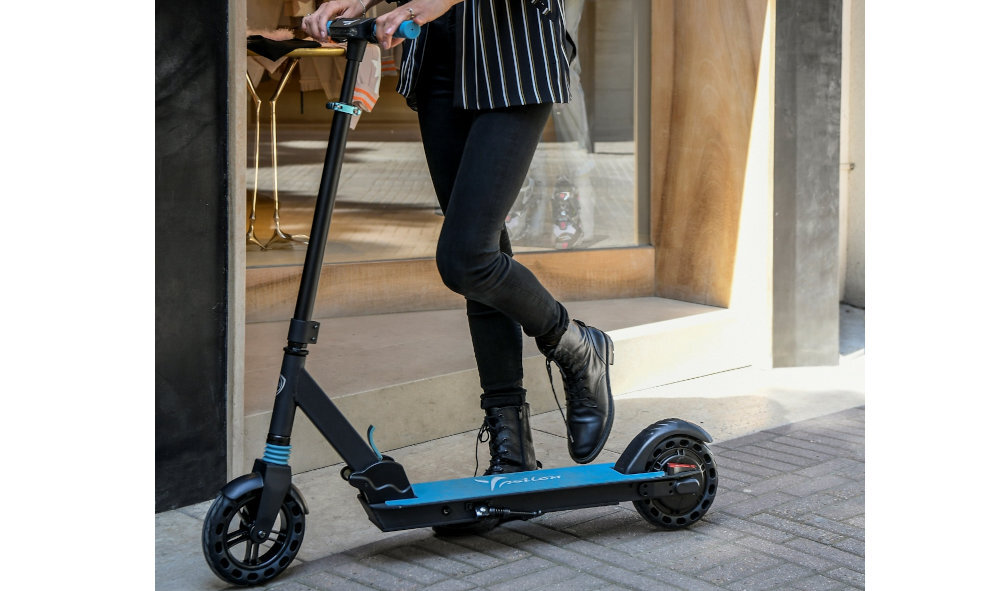 HULAJNOGA ELEKTRYCZNA LANCIA YPSILON odporna konstrukcja