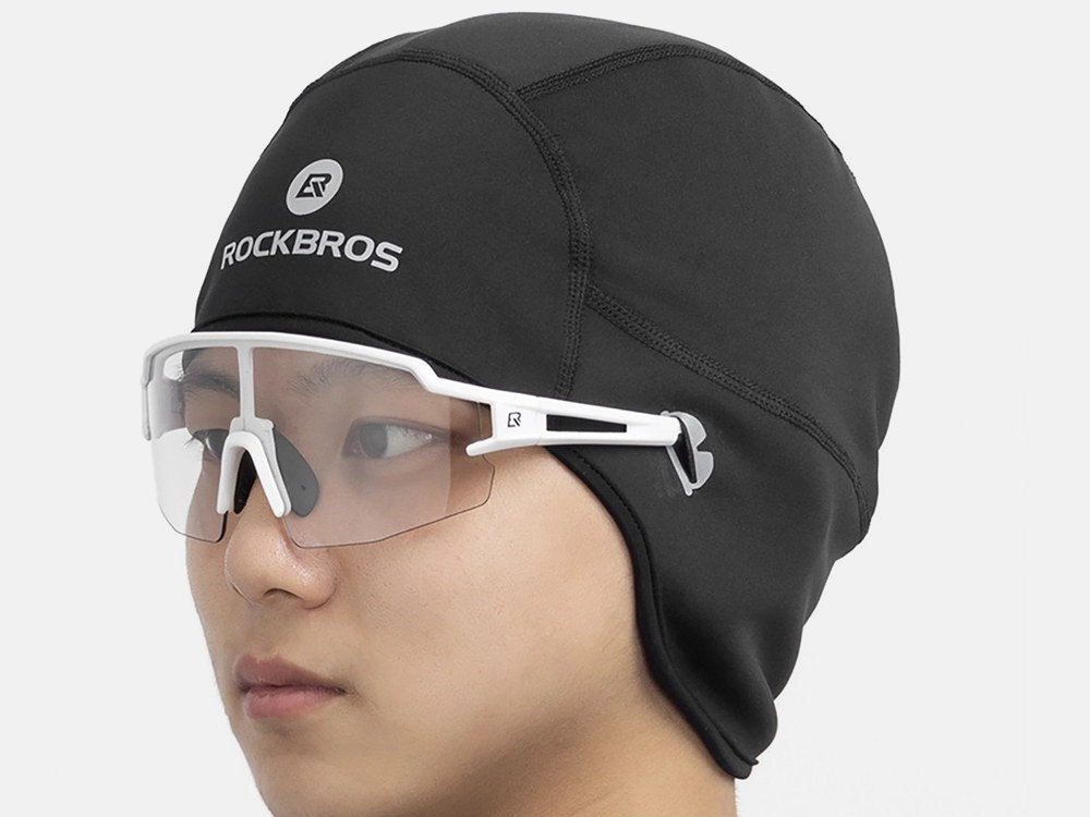 ROCKBROS Dala Szary Rockbros Dala wiatroszczelną powierzchnię ciepłą podszewkę z miękkiego materiału typu polar utratę ciepła niskich temperaturach uszy i okolice skroni chłodnych poranków wietrznych warunkach - 