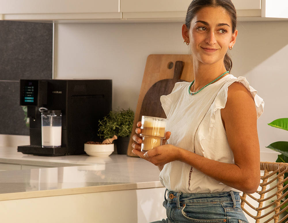 Ekspres CECOTEC Cremmaet Compactccino Czarny Szybkie nagrzewanie system termoblok w kilka sekund ciśnienie aromat kawa smak crema  charakteryzuje się bogatym smakiem i aksamitną cremą