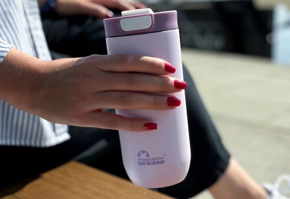 Kubek termiczny MAJESTIC SPORT Bullet Różowy 540 ml Przemyślana pojemność Pojemność całkowita 540 ml użytkowa 500 ml