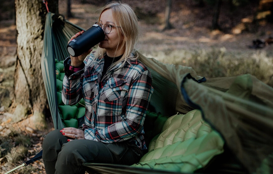 Kubek termiczny MAJESTIC SPORT Bullet Różowy 540 ml do uchwytów auta Uniwersalny rozmiar o większości uchwytów samochodowych