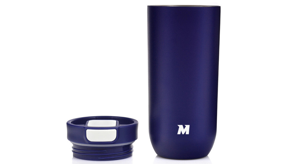 Kubek termiczny MAJESTIC SPORT Bullet Granatowy 540 ml  Łatwe czyszczenie i użytkowanie nie nadaje się do mycia w zmywarce właściwości zalecenia Prosta budowa