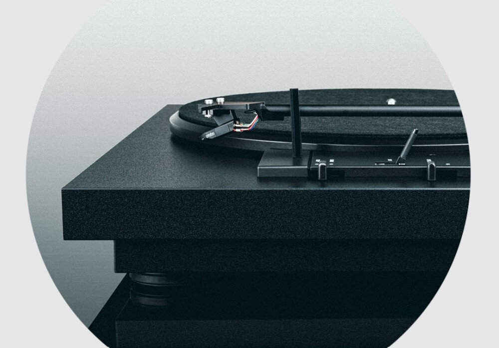 Gramofon PRO-JECT A1 - Drewniane podwozie