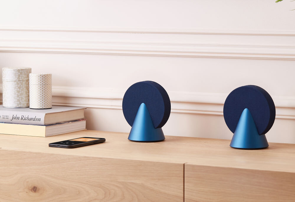 Głośnik LEXON Conic Bluetooth, głośnik 360°, Stożkowa aluminiowa, głośniki stojące na komodzie