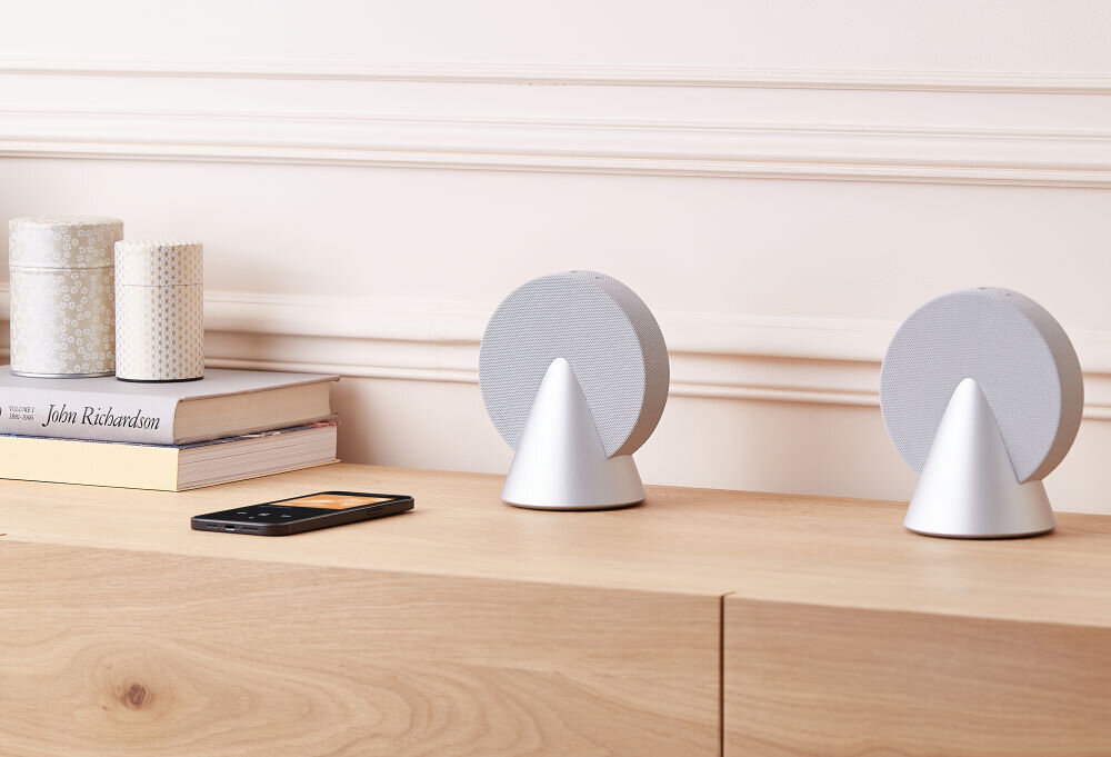 Głośnik LEXON Conic Bluetooth, czas pracy, TWS,  głośniki stojące na komodzie