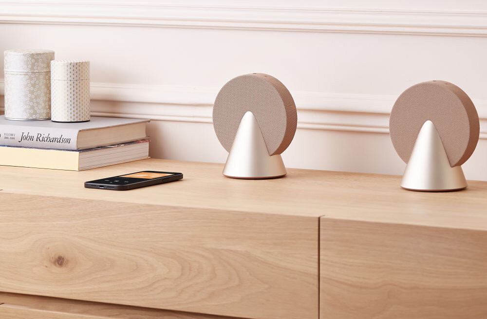 Głośnik LEXON Conic Bluetooth, głośnik 360°, Stożkowa aluminiowa, głośniki stojące na komodzie