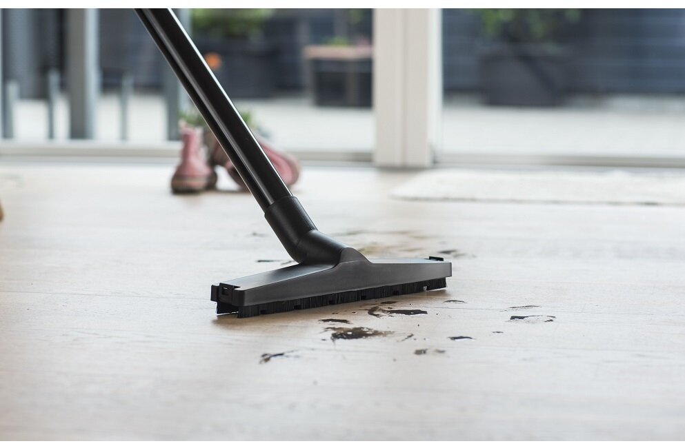 Odkurzacz NILFISK Buddy II 12l EU do pracy na sucho i na mokro Niewielkie gabaryty waga