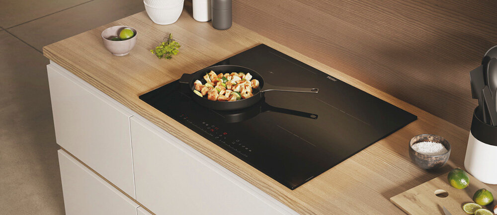 Płyta indukcyjna HAIER HAIF64DCS wykrywanie rozmiaru naczyń automatyczne dostosowanie mocy pola