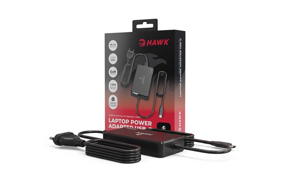 Zasilacz HAWK Laptop Power Adapter USB‑C GaN pokazany z opakowaniem jako rozwiązanie do pracy biurowej - zasilacz sieciowy USB-C  