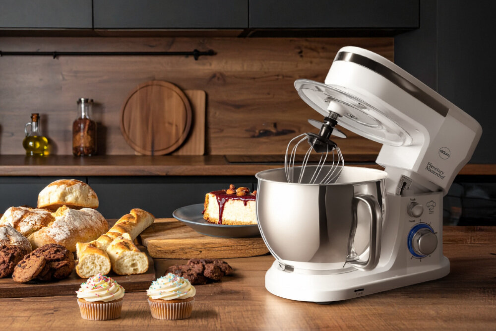 Robot kuchenny planetarny ELDOM WRK1300 1300W zdjęcie lifestyle Pomoc w kuchni