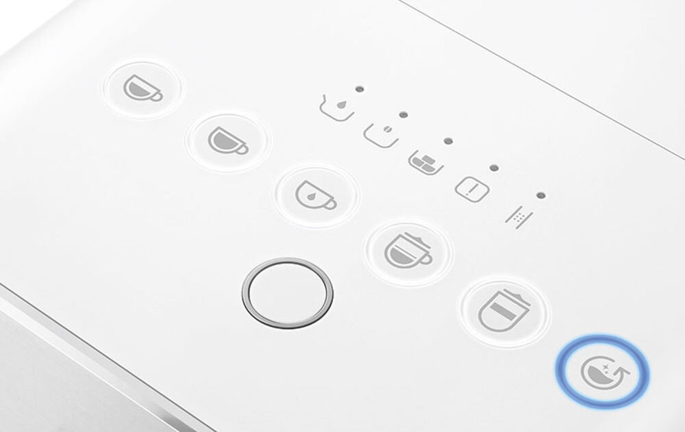 Ekspres SMEG BCC13WHMEU wygoda użytkowania szeroki wybór napojów kawowych jeden przycik espresso czarna kawa cappuccino latte macchiato zintegrowany system spieniania mleka idealnie kremowa pianka 