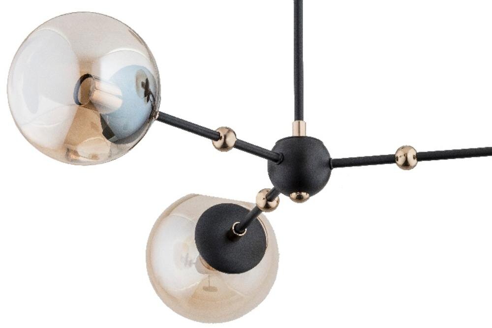 Lampa sufitowa z trzema kulistymi kloszami w kolorze czarnym i złotymi elementami łączeń. Klosze są przezroczyste, a całość ma nowoczesny design.