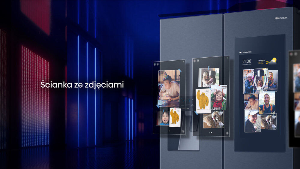 Lodówka HISENSE z ekranem wyświetlającym zdjęcia i godzinę 21:08. Widoczny napis: \'Ścianka ze zdjęciami\'.
