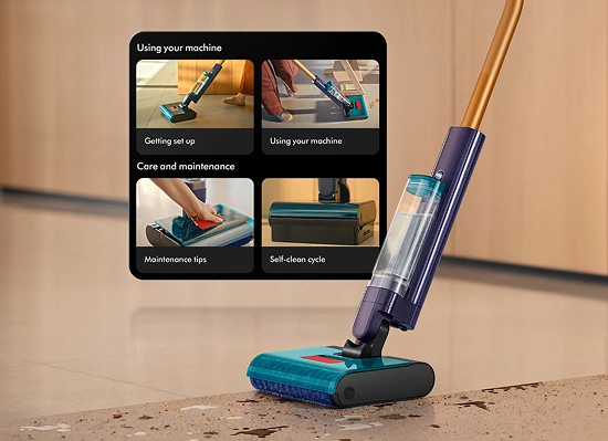 Mop podczas mycia brudnej podłogi oraz widok czterech klatek z filmów instruktażowych dostępnych w aplikacji MyDyson