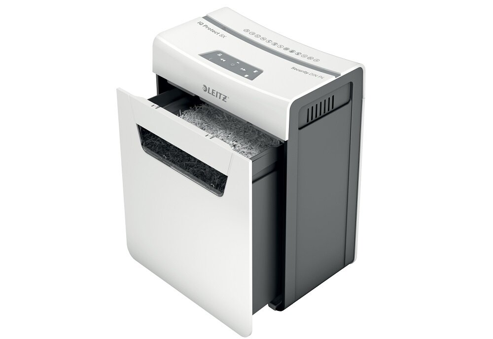 Niszczarka z otwartą szufladą pełną pociętego papieru, z widocznym logo \'LEITZ\' na górnej części urządzenia. Na panelu znajdują się przyciski i napisy, w tym \'IQ Protect 8\'.