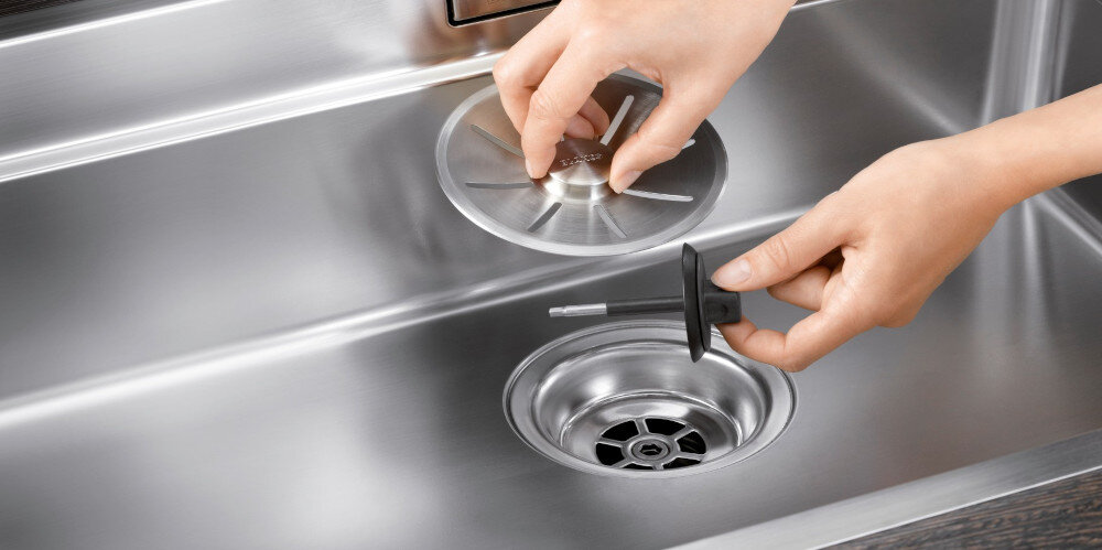 ZLEWOZMYWAK BLANCO Subline 340/160-U 523565 korek InFino niewidoczny stylowy zachowanie higieny elagancki estetyczny wygląd korek sitko proste czyszczenie