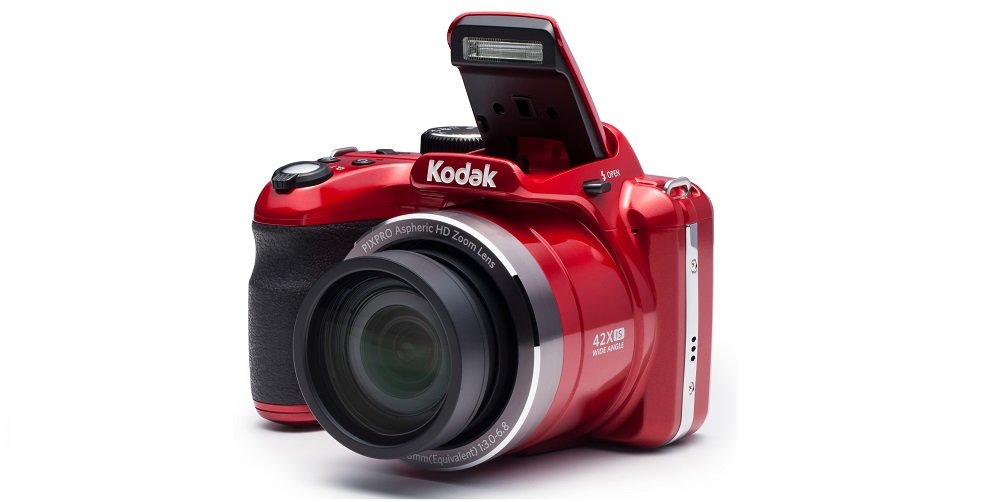 Aparat KODAK AZ422 czerwony bok lampa błyskowa
