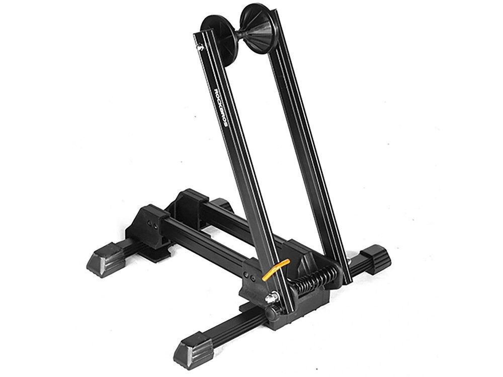 Stojak rowerowy ROCKBROS T30-BK, aluminium, lekkość, stelaż, wytrzymałość, Stojak na rower pokazany pod kątem na białym tle.