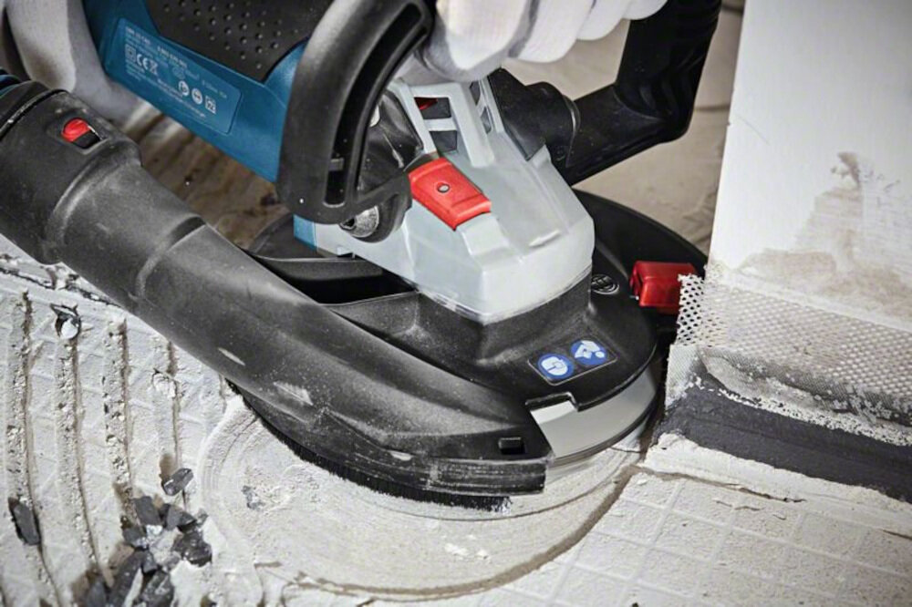 Szlifierka do betonu BOSCH GBR 15 CAG funkcja Click&Clean odsysanie pyłu podczas pracy miękka okładzina uchwytu typu Softgrip duży przycisk blokady wrzeciona diamentowa tarcza garnkowa