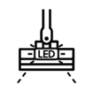 Czarny symbol przedstawiający odkurzacz z napisem \'LED\' na przodzie, z dwoma strumieniami skierowanymi w dół.
