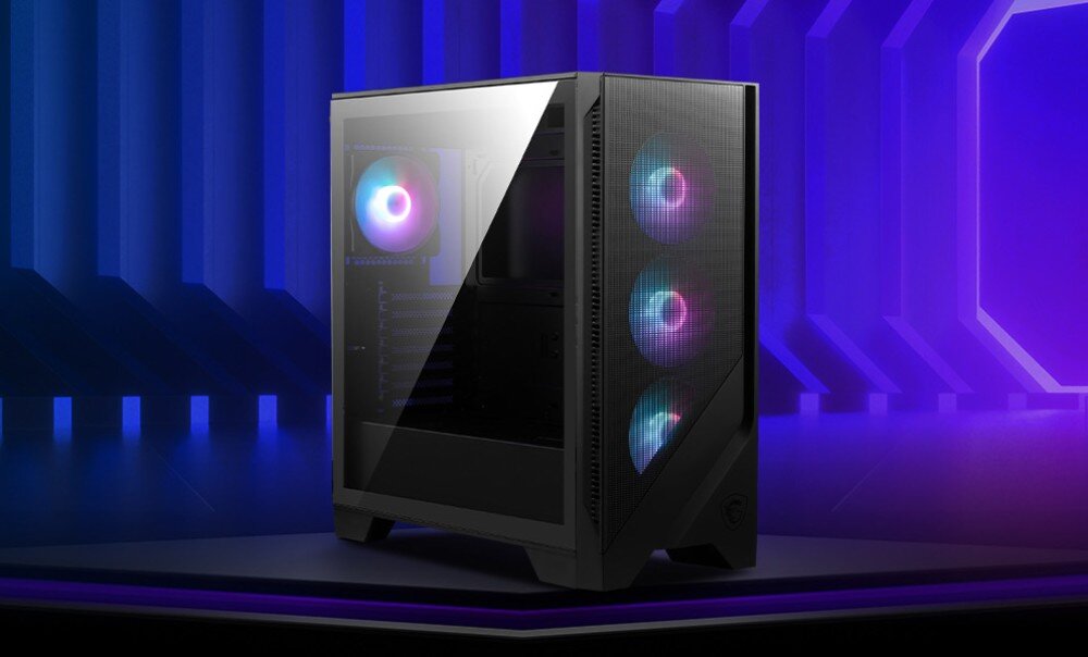 Obudowa MSI Mag Forge 321R Airflow Widok zewnętrzny czarnej obudowy komputerowej z przezroczystym panelem bocznym i trzema świecącymi wentylatorami RGB z przodu oraz jednym z tyłu. Tło ma futurystyczny, niebiesko-fioletowy wzór, opis