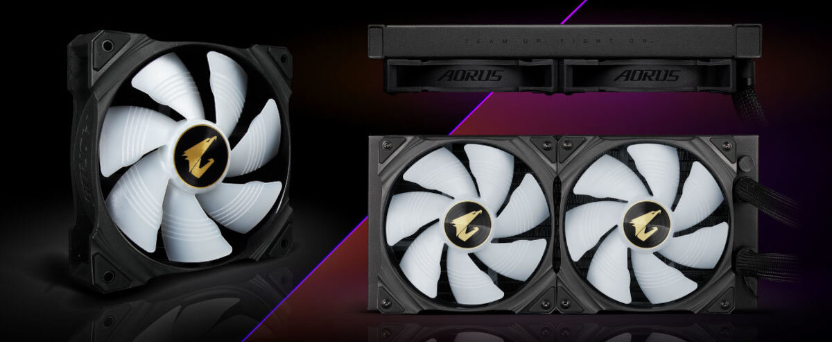 Obraz przedstawia system chłodzenia wodnego z dwoma wentylatorami o białych łopatkach i czarnych obudowach. Na radiatorze widoczne jest logo \'AORUS\'.