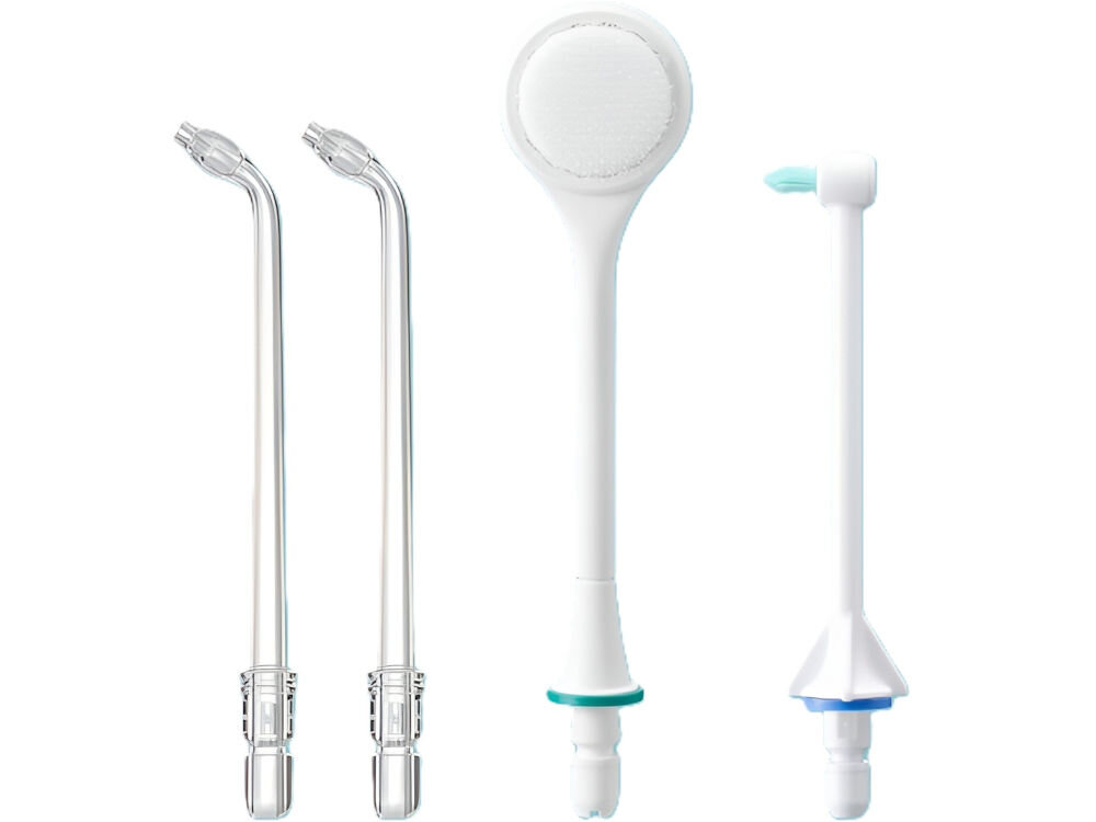 Na obrazie widoczne są cztery różne końcówki do irygatora, w tym dwie przezroczyste, jedna biała z okrągłą główką i jedna biała z niebieskim elementem na końcu. Wszystkie końcówki mają podobną konstrukcję z wymiennymi końcówkami do urządzenia.