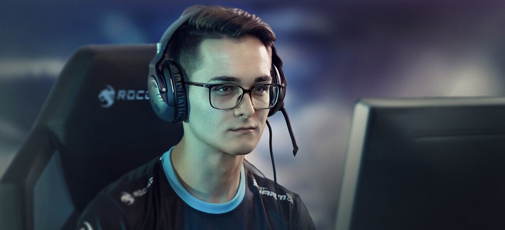 SŁUCHAWKI GAMING ROCCAT KHAN PRO lekkie waga 230g