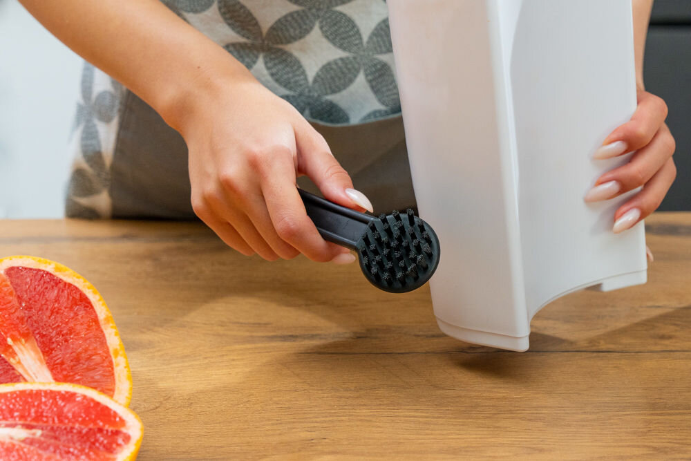 Sokowirowka MILLA HOME MJM400 regulacja zabezpieczenie przed przegrzaniem