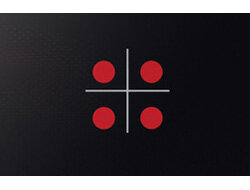 Cztery czerwone kropki ułożone w kwadrat na czarnym tle, z szarymi liniami krzyżującymi się pośrodku.