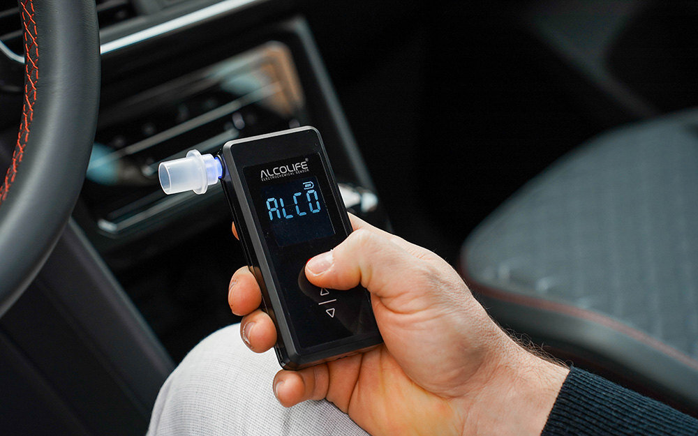 Alkomat ALCOLIFE F2 Classic Dokładny pomiar sensor elektrochemiczny wynik precyzja wiarygodność stężenie alkoholu do dwóch miejsc po przecinku