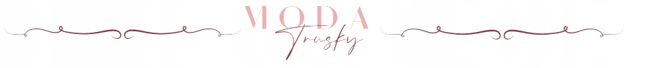 Obraz przedstawia napis \'MODA Trusky\' w eleganckim stylu, otoczony ozdobnymi liniami po obu stronach.