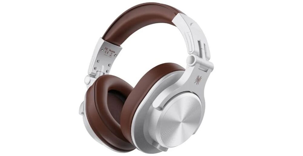 Słuchawki nauszne ONEODIO Fusion A70 dla DJ-ów praca z dźwiękiem, słuchawki nauszne po skosie na białym tle