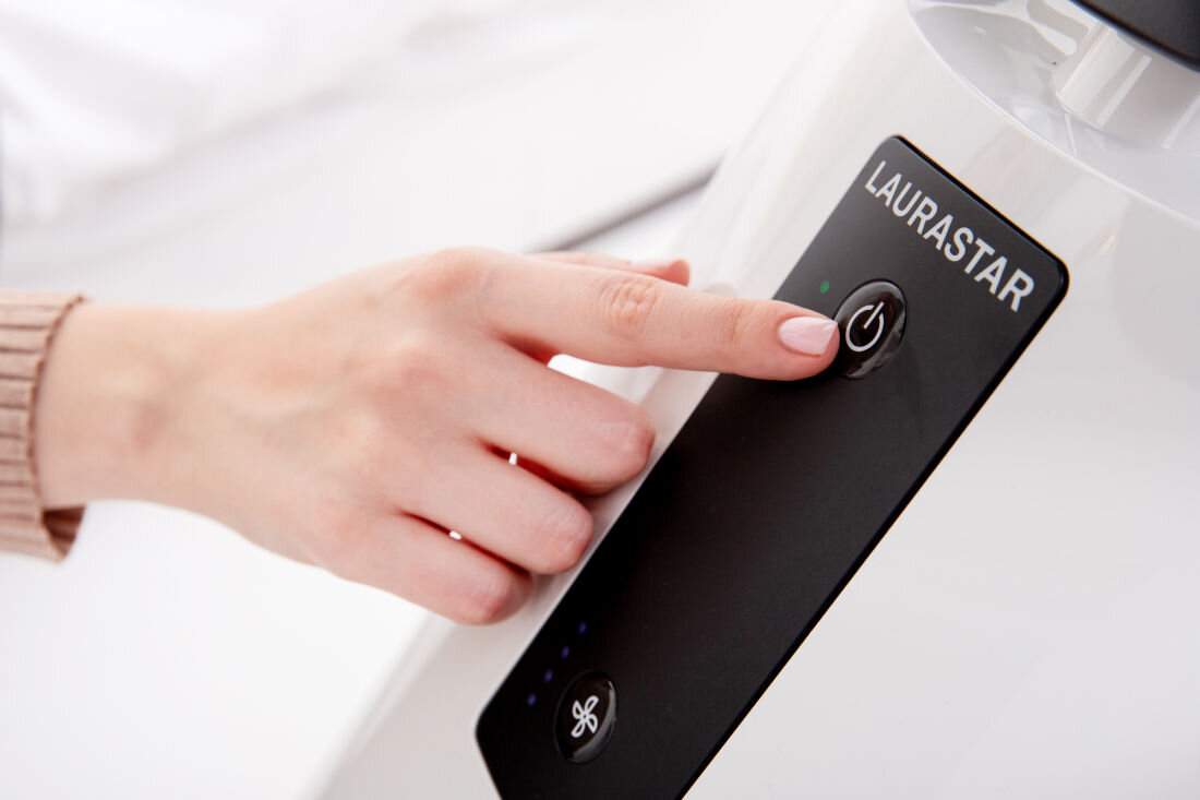 System do prasowania LAURASTAR Smart I System nadmuchu i zasysania wentylator 4-stopniowa regulacja mocy