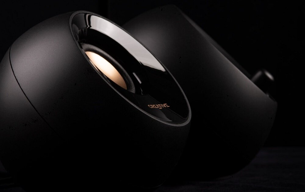 Głośniki CREATIVE Pebble Plus 2.1 wydajne przetworniki dwucalowe