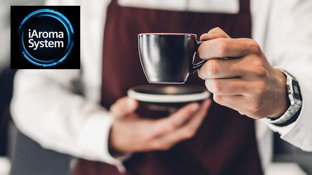 Ekspres SIEMENS EQ.900 TQ923EZ3 iAroma (Cold Brew) sterowanie przez aplikacje HomeConnect zdjęcie lifestyle  iAroma System System iAroma cztery kluczowe elementy 