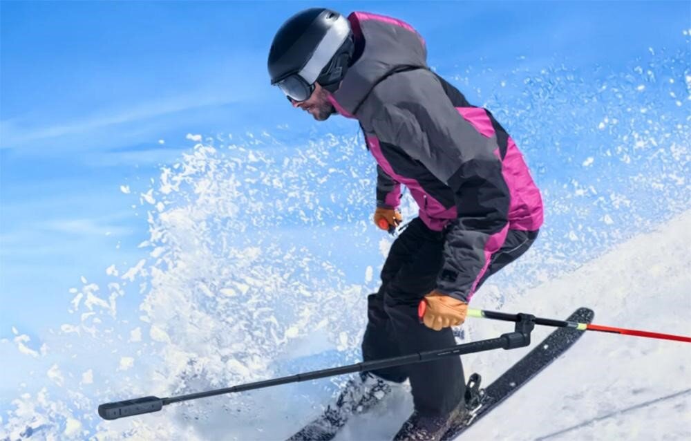 Kamera sferyczna INSTA360 X5 narciarz   