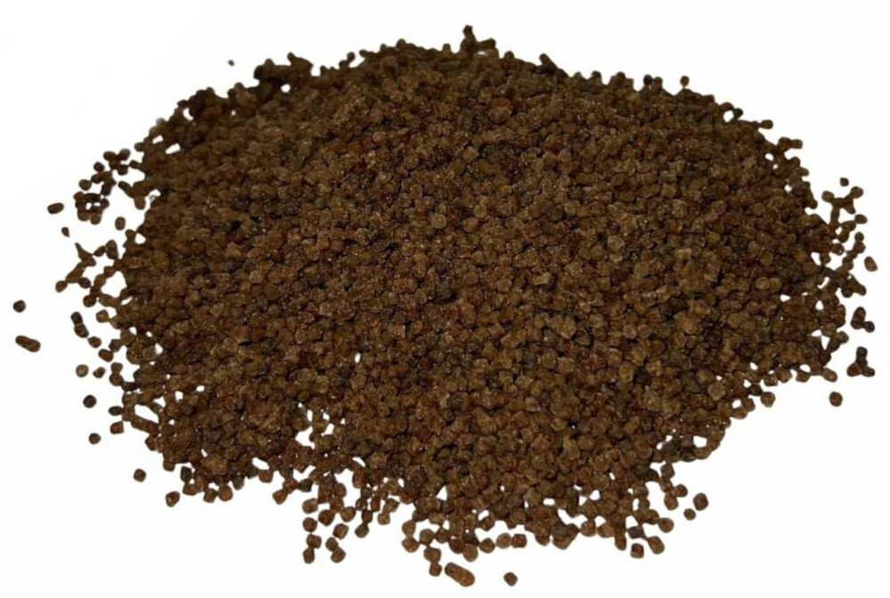 Pellet BAITNOW O’Fish Sweet 2 mm (800 g) rozsypany z widoczną teksturą