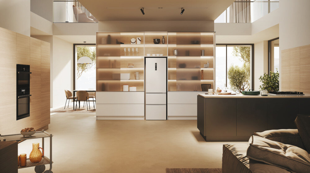 LODÓWKA HAIER HTW5618ENPW 3D tryb wakacyjny oszczędność energii szuflada szybki łatwy dostęp Easy eccess prowadnice kółka testy trwałość wytrzymałość funkcja kontrola temperatura od -3°C do +5°C Regulacja My Zone owoce warzywa świeżość Total maksymalna cisza cicha praca komfort spokój No Frost bez szronu lodu bez ręcznego rozmrażania wygoda komfort 360 litrów pojemności dużo miejsca wnętrze maksymalna wygoda oszczędność miejsca