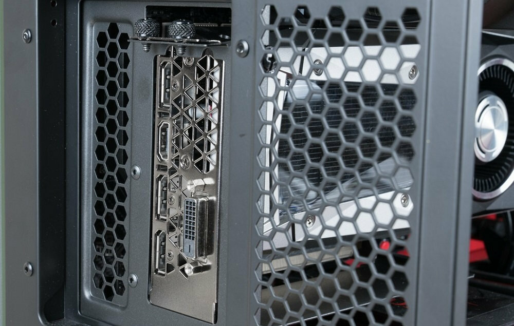 Uchwyt do karty graficznej COOLER MASTER MCA-U000R-KFVK00 - latwy montaz  