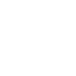 Czarna lodówka z dwoma drzwiami, z widocznym logo Samsung na górze. W tle znajduje się napis \'media expert\'.