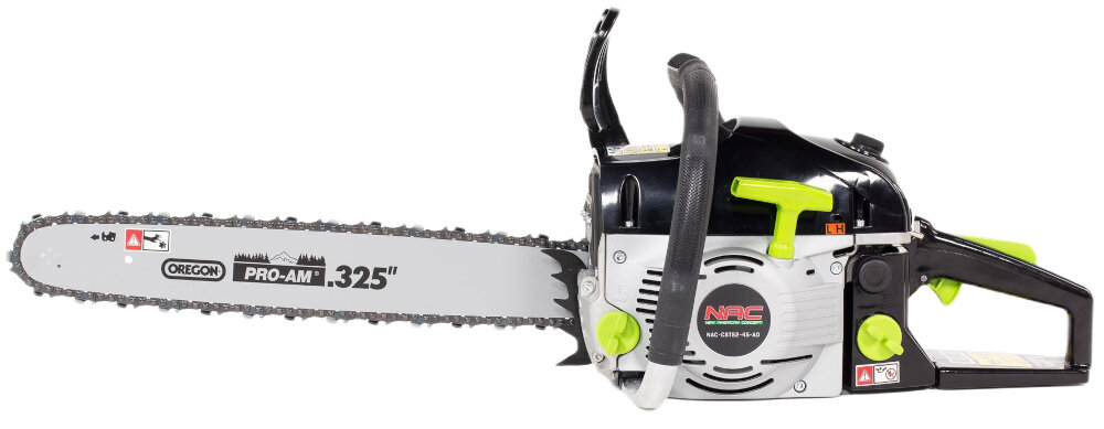 Na zdjęciu znajduje się piła spalinowa z widocznym logo NAC na obudowie. Na prowadnicy widoczny jest napis \'OREGON PRO-AM .325\'.