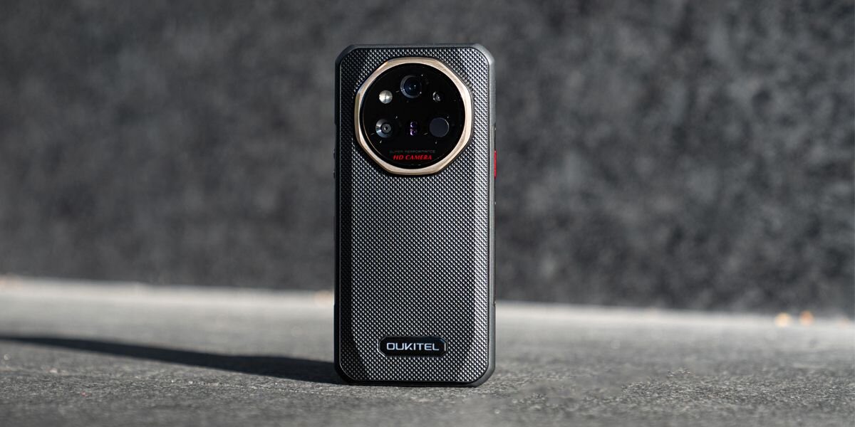 OUKITEL WP55 Ultra Thermal wytrzymały smartfon odporny na wodę pył i upadki na krwędzi basenu ochlapany wodą  