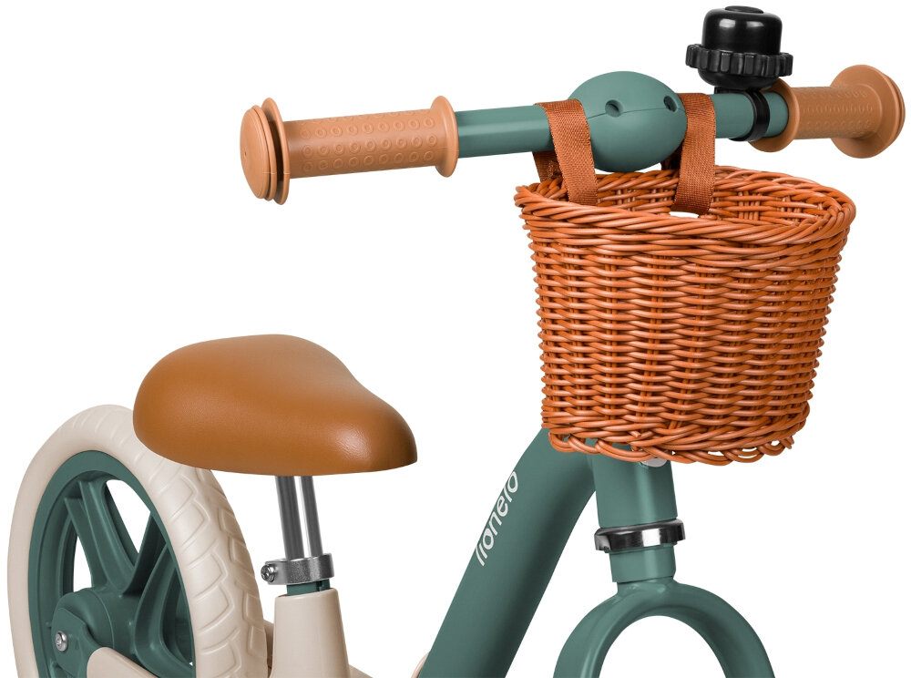 Rowerek biegowy LIONELO Alex Plus Zielony zbliżenie na kierownicę białe tło wbudowany ogranicznik skrętu kierownicy zmniejsza ryzyko gwałtownego manewru większa kontrola nad torem jazdy bezpieczeństwo