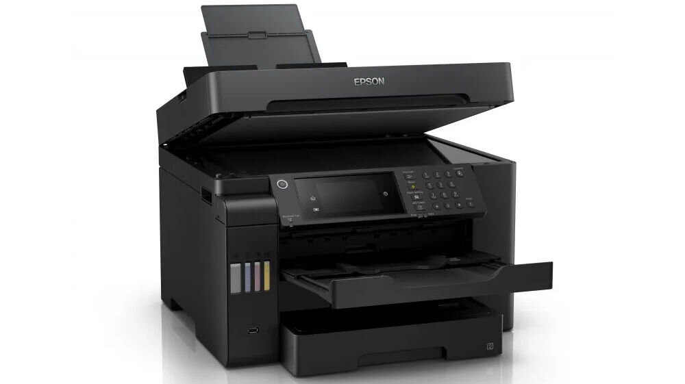 Urządzenie wielofunkcyjne EPSON EcoTank L15150 Druk w kolorze, Automatyczny druk dwustronny, Wi-Fi prezentacja urządzenia od przodu na białym tle pod kątem rozłożone funkcje 4w1 druk skan kopiuj faks wygoda organizacja przestrzeni