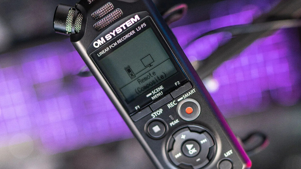 Dyktafon OLYMPUS LS-P5  - złącza