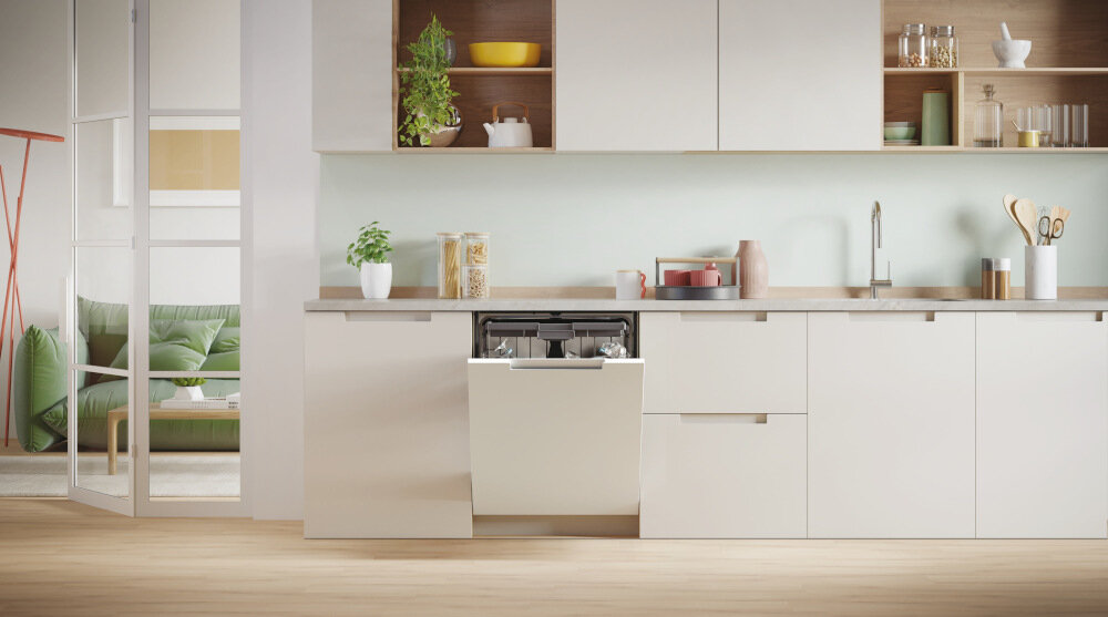 ZMYWARKA CANDY CS 6B4S1PMA front lifestyle otwarta kuchnia zabudowa Program Wash&Dry 35 minut duża pojemność 16 kompletów naczyń bezpieczeństwo ochrona mieszkania AquaStop połączenie Wi-Fi zdalne sterowanie Automatyczny dobór parametrów AI KG detector czujniki analiza Trzecia szuflada na sztućce drobne akcesoria kuchenne Automatyczne otwieranie drzwi